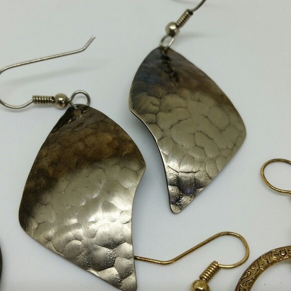 Dangle Earring Lot 3 Pairs gold metal bead core classic capsule - Picture 4 of 5